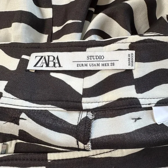 Zara zebra print pants - Picture 4 of 4